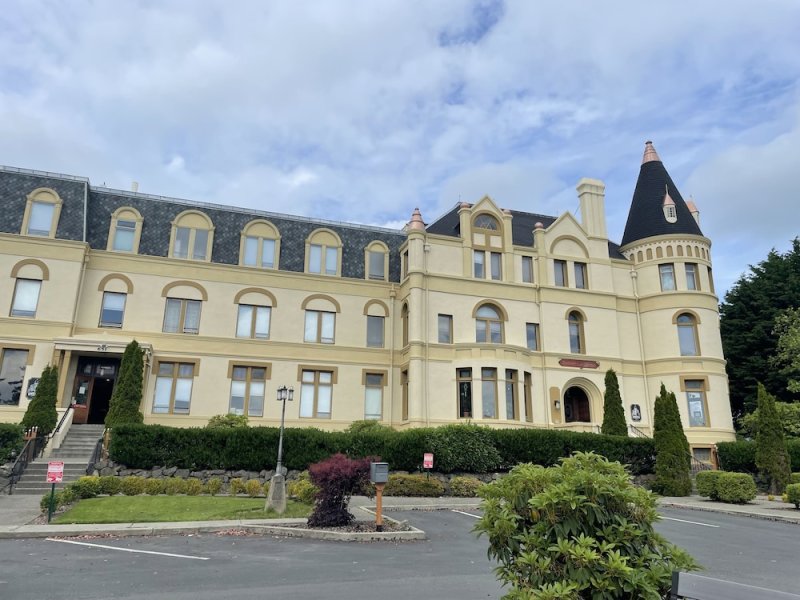 Manresa Castle photo 5