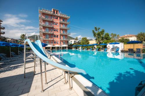 Perla Marina Apartments photo 2