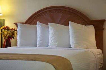 Barcelona Suites Hotel – Albuquerque, NM