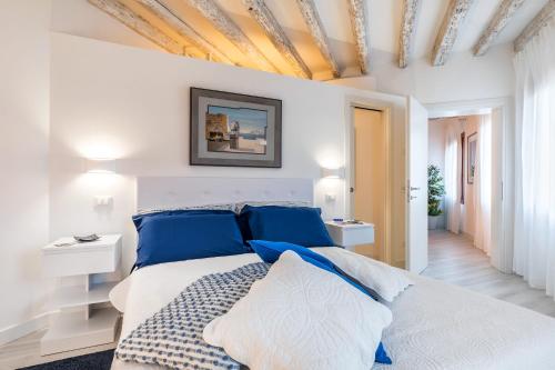 Biennale 1 & 2 , Elegant Apartments 15 min walk from St Marks Square - Venice Heaven Apartments Collection photo 3