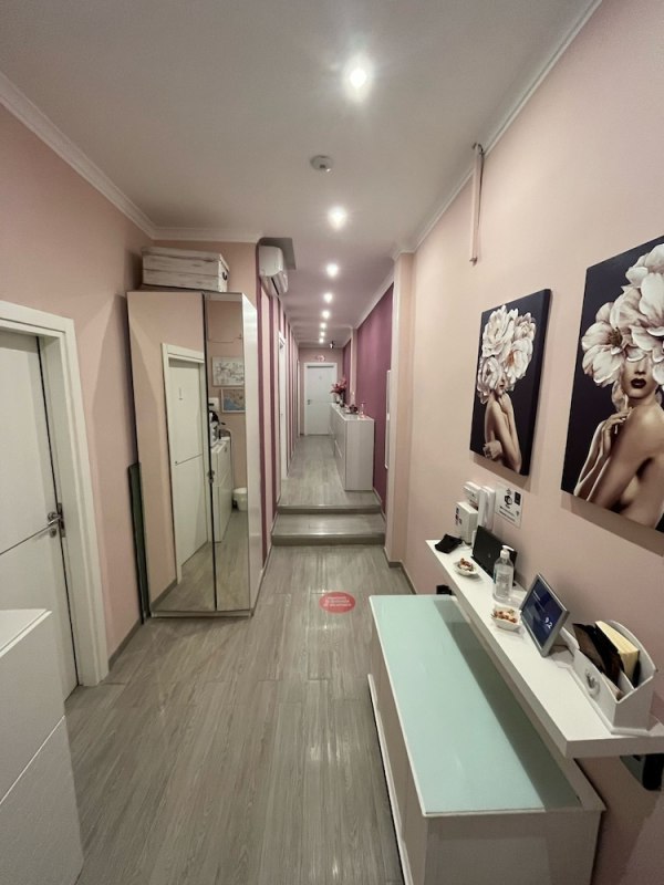 F Rooms photo 3