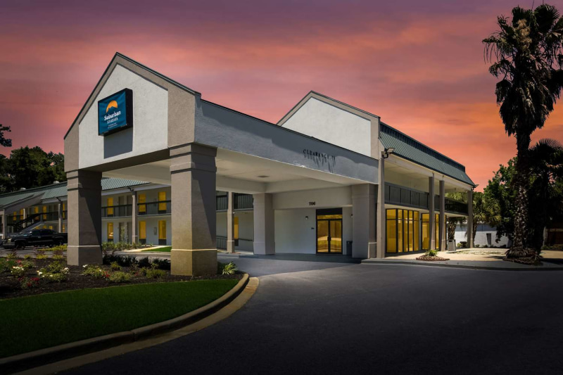 Suburban Studios Hinesville - Fort Stewart Area photo 4