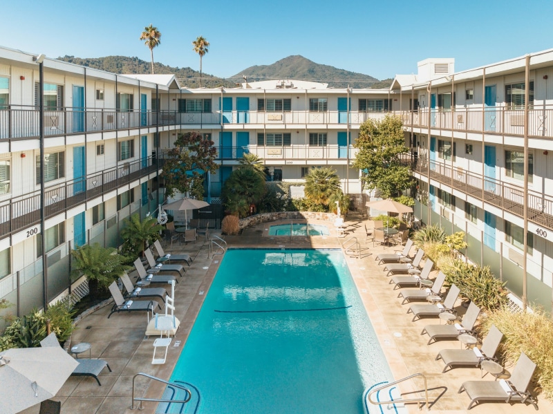 Marin Suites Hotel photo 4