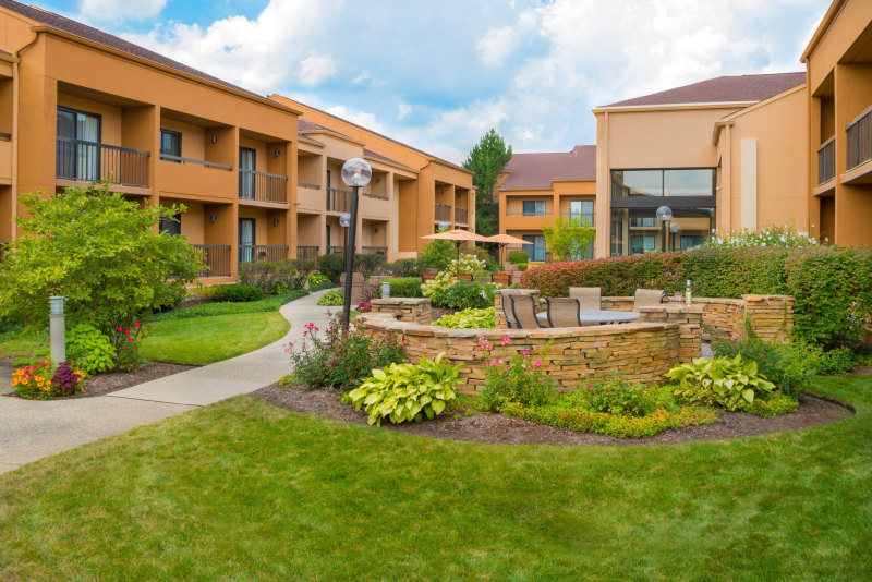 Courtyard By Marriott Chicago Deerfield photo 3