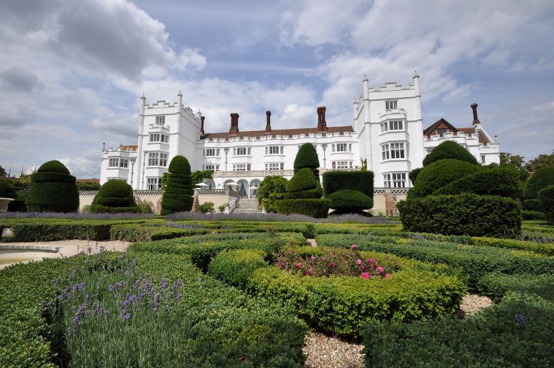 Danesfield House Hotel And Spa photo 2