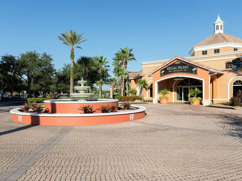 Villas At Regal Palms photo 5