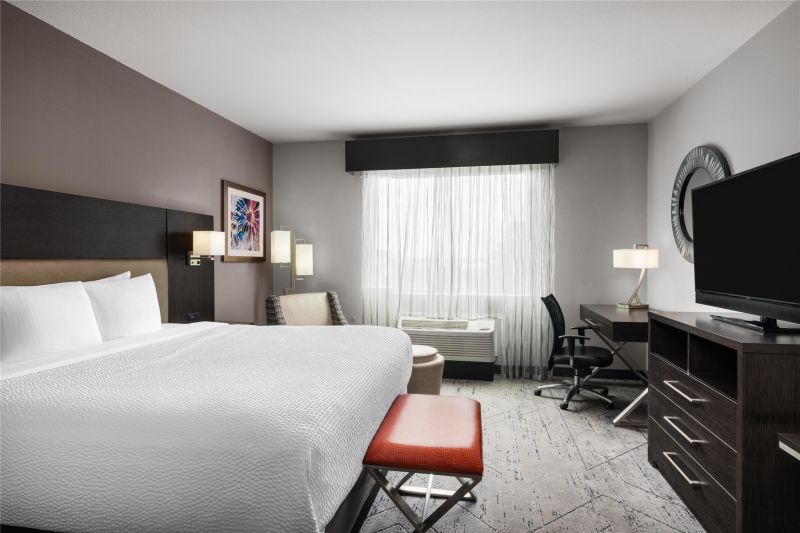 Best Western Plus Executive Residency Baytown photo 3