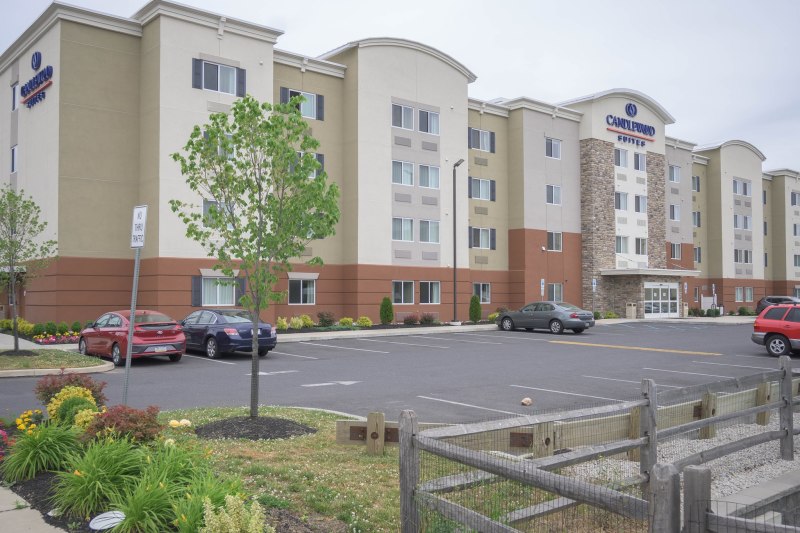 Candlewood Suites Chester - Philadelphia photo 2
