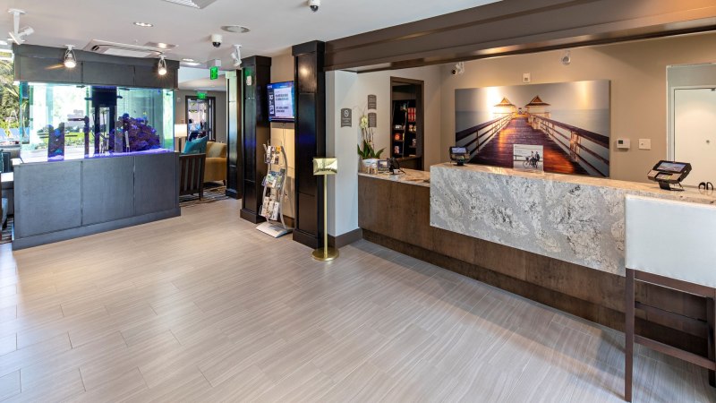 Staybridge Suites Naples - Marco Island photo 2