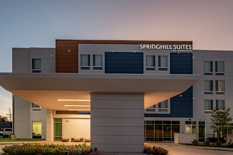Springhill Suites By Marriott Dallas Central Expressway photo 3