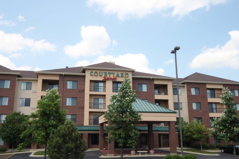 Courtyard By Marriott Chicago Bloomingdale photo 5