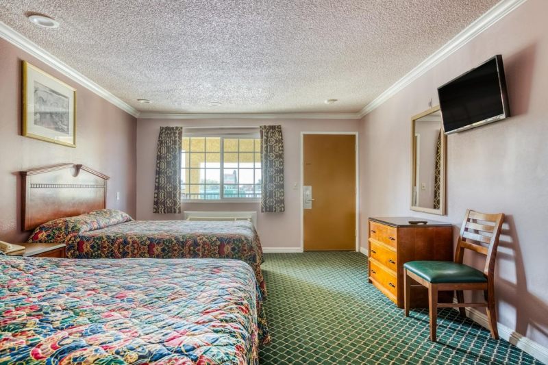 Passport Inn