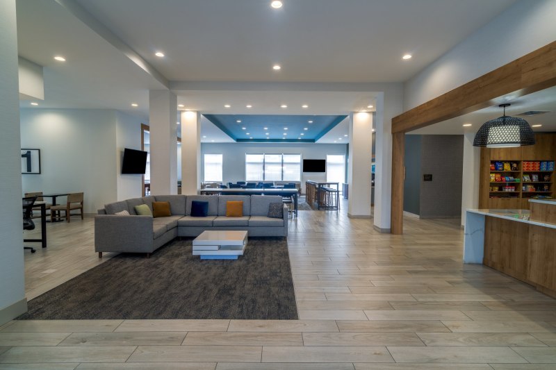 Staybridge Suites Louisville - Expo Center photo 4