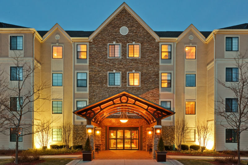 Staybridge Suites Glenview photo 2