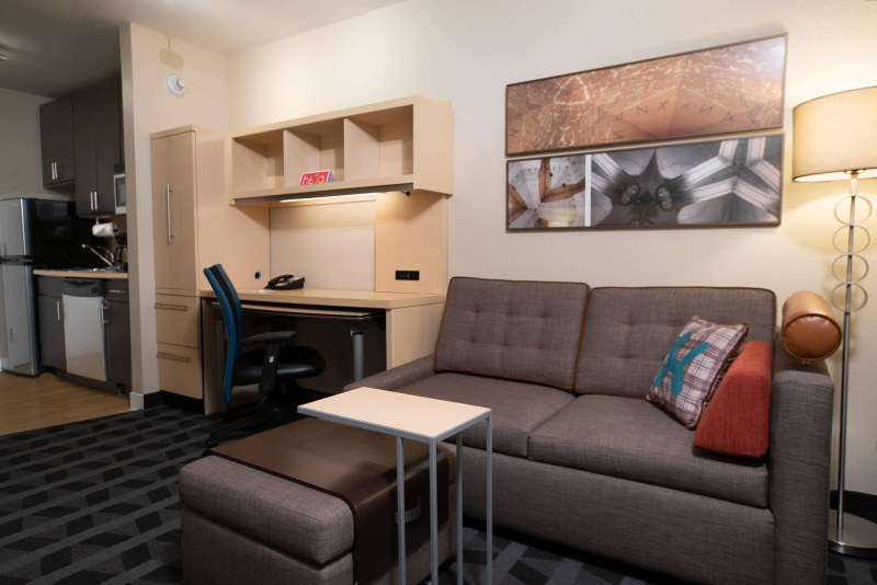 Towneplace Suites By Marriott Republic Airport Long Island Farmingdale photo 3