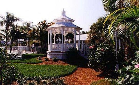 Lemon Tree Inn – Naples, FL