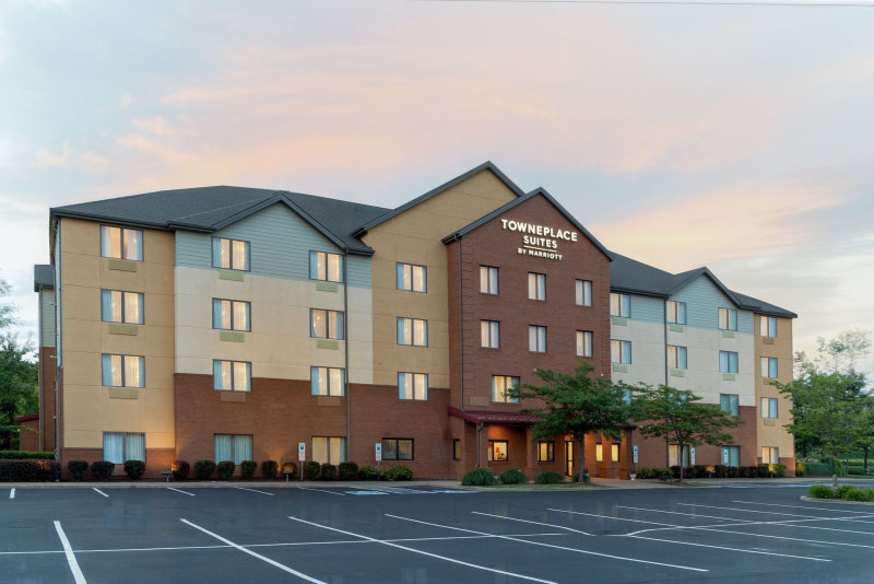Towneplace Suites By Marriott Erie photo 2
