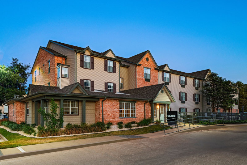 Towneplace Suites By Marriott College Station photo 3