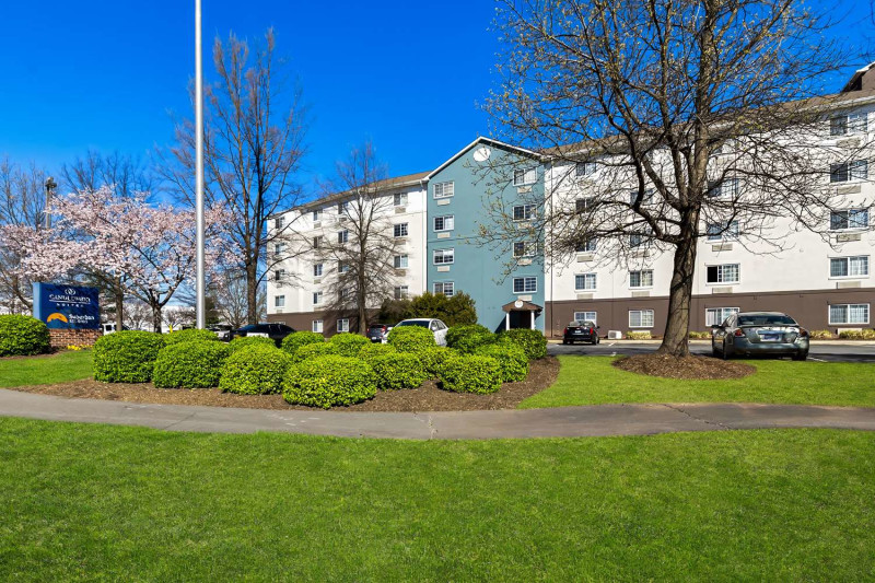 Suburban Studios Sterling - Washington Dulles photo 4