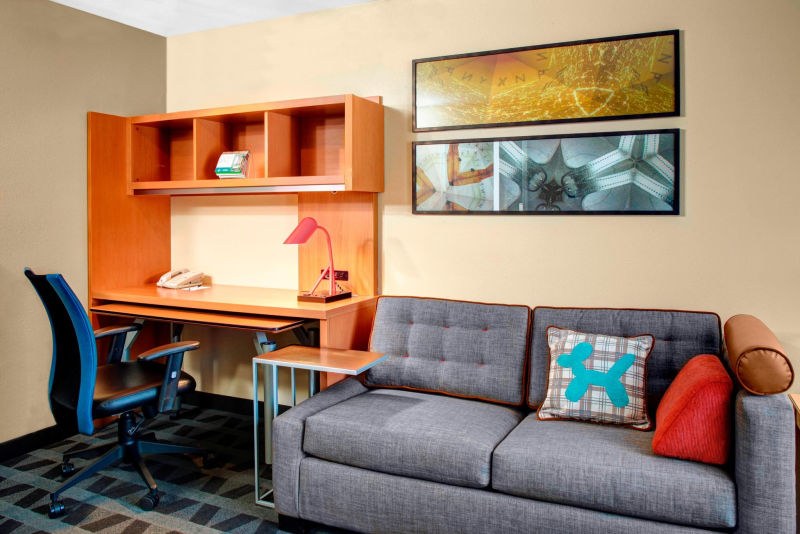 Towneplace Suites By Marriott Fresno photo 5