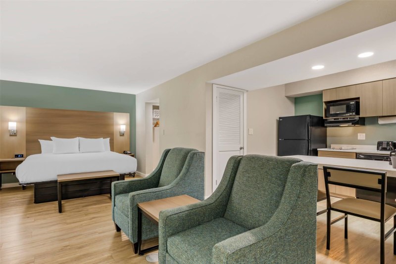 Mainstay Suites Springfield South - Battlefield Rd photo 5
