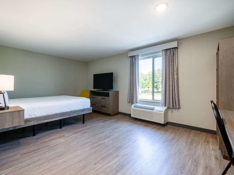 Echo Suites Indianapolis photo 3