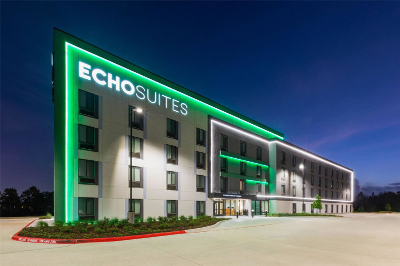 Echo Suites Pasadena photo 3