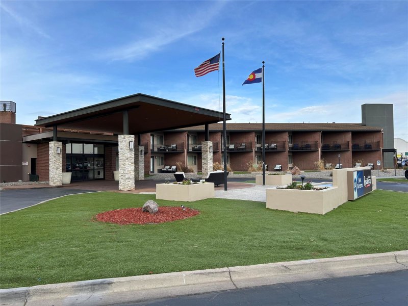 Executive Residency By Best Western Denver East photo 5