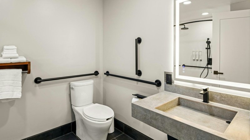 Quality Inn Fort Wayne – Fort Wayne, IN
