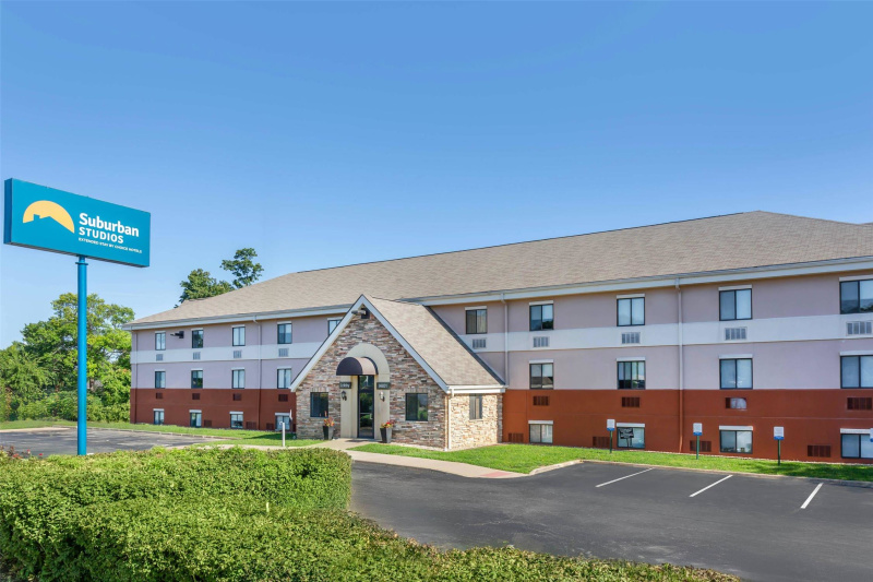 Suburban Studios Louisville East photo 5