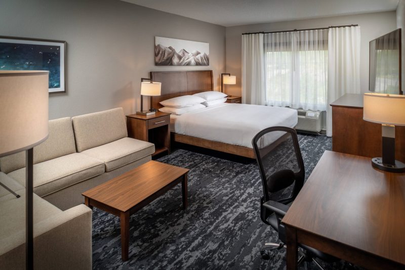 Delta Hotels By Marriott Huntington Mall photo 3