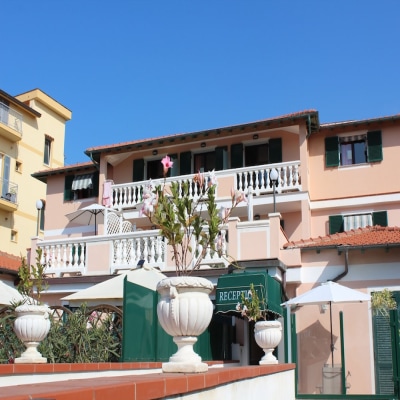 Residence del Prado photo 2