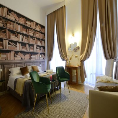 Spagna Ave photo 3