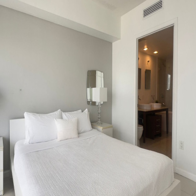 Miami Vacation Rentals - Brickell photo 3