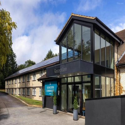Gloucester Robinswood Hotel By photo 3