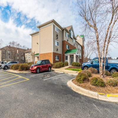 Hometowne Studios & Suites Charlotte - Concord photo 2