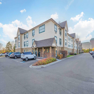 Extended Stay America Select Suites - Chicago - Downers Grove photo 2