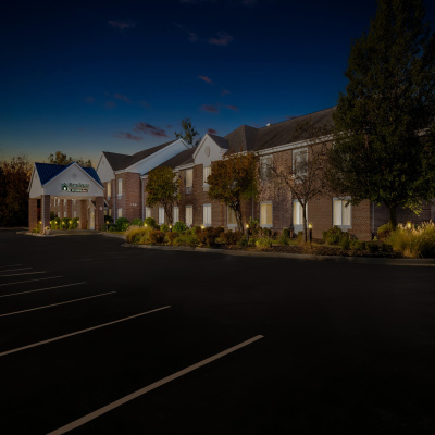 Hometowne Studios East Lansing Okemos photo 2