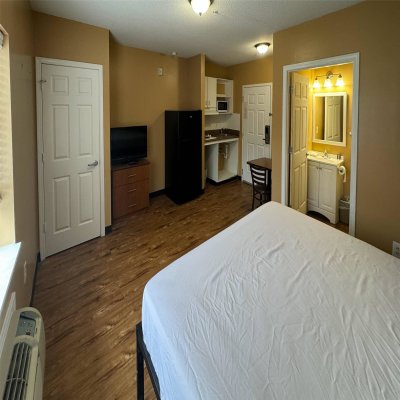 Suburban Studios Near University Of North Carolina-charlotte photo 5