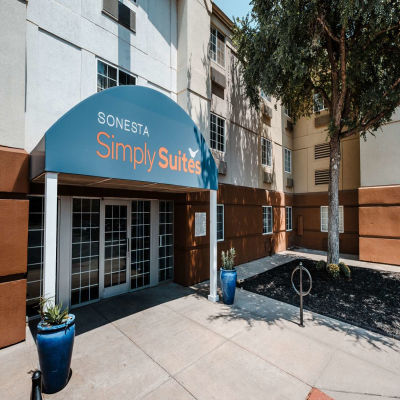 Sonesta Simply Suites Fort Wor photo 4
