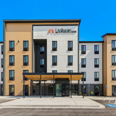 Livaway Suites Phoenix Surprise photo 2