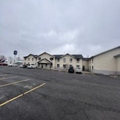 Coldwater Inn Suites Near I photo 3
