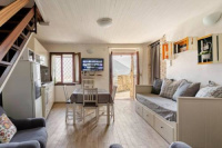 Casa con terrazzo vista Lago - LAKEHOLIDAY IT photo 2