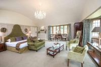 Buckland Manor photo 5