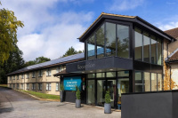 Gloucester Robinswood Hotel By photo 5