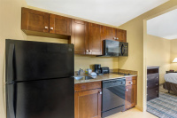 Mainstay Suites Jacksonville Near Camp Lejeune photo 2