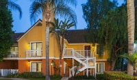 Clementine Hotel And Suites Anaheim photo 2