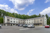 Suburban Studios Lavale - Cumberland photo 2