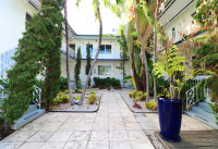 Beachside Apartment Hotel photo 2
