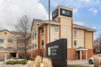 Mainstay Suites Chicago Hillside photo 3
